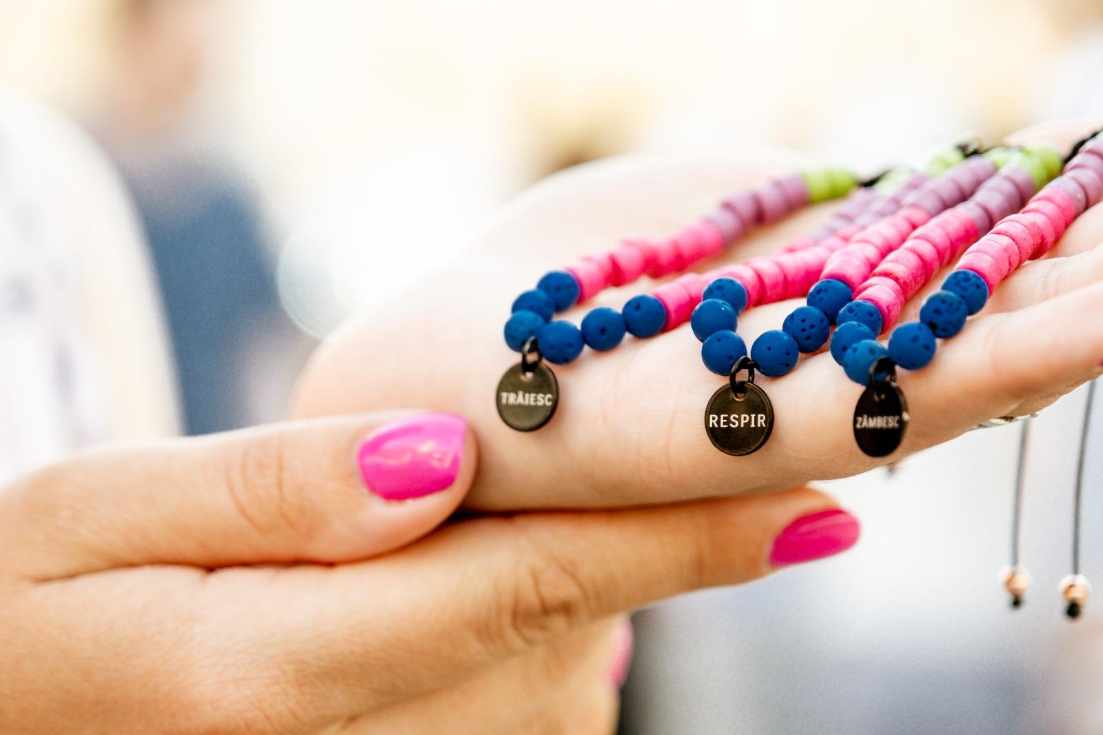 Bratara Aromaterapie cu Mesaj "Respir", "Zâmbesc" sau "Iubesc" 