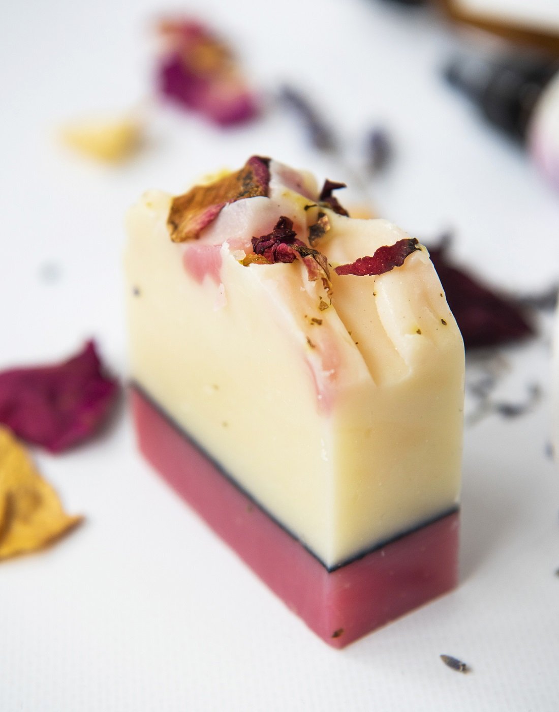 Sapun artizanal, natural si pur - Aroma de trandafir, lavanda sau fresh mentolat 